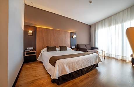 Double Room with Pool View (2 Adults + 2 Children)