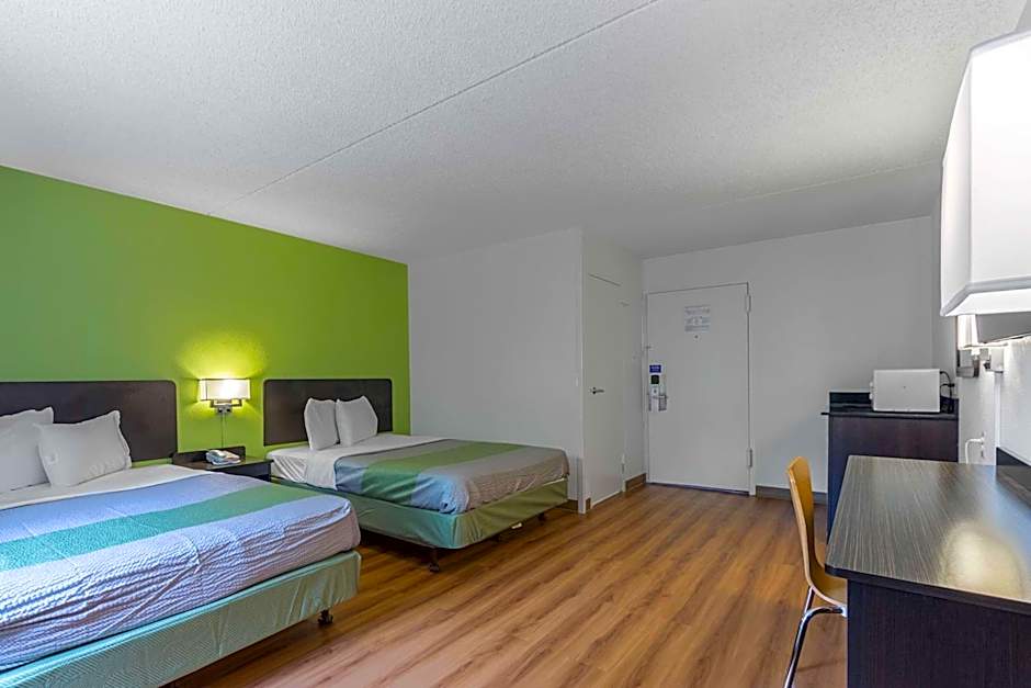 Motel 6-Warminster, PA