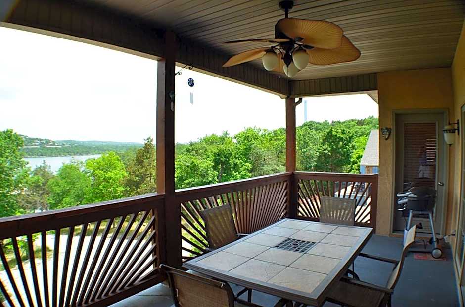Rockwood Condos on Table Rock Lake With Boat Slips