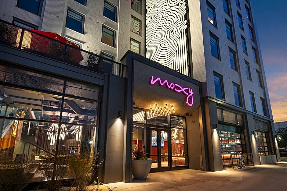 Moxy Oakland Uptown