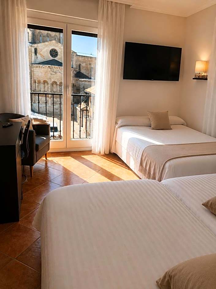Hospedium Hotel Juan II