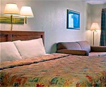 Days Inn by Wyndham Apple Valley Pigeon Forge/Sevierville