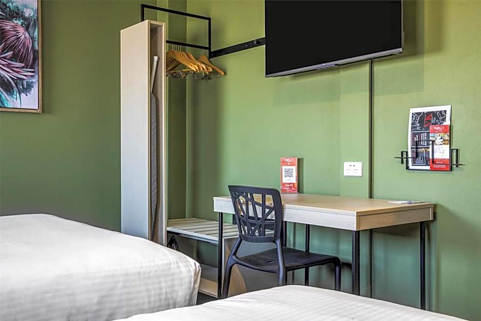 Nightcap at Pritchards Hotel