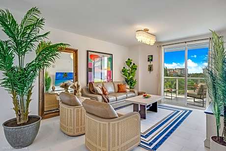 Lux 3BR City-View Retreat in Hollywood, 5th Floor