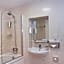 PREMIER SUITES Newcastle