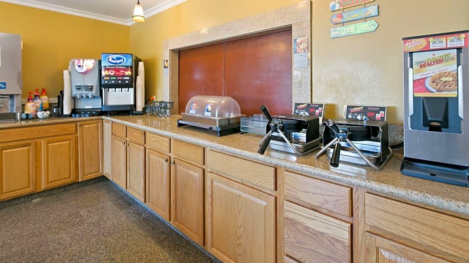 Best Western Chieftain Inn