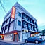 West Inn Motel