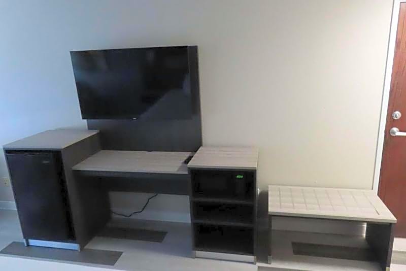 Best Western Prime Inn & Suites