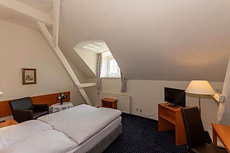 Small Double Room