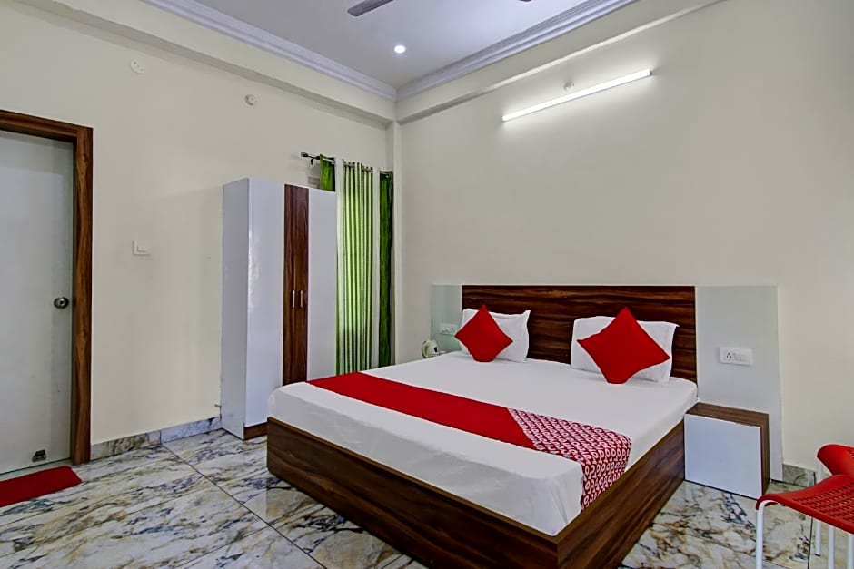 Hotel O Amrit Homestays
