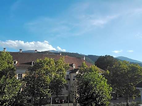 Double or Twin Room Baroque