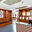 Crown Regency Hotel & Towers