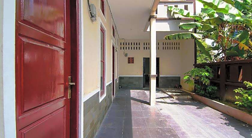 Hotel O Putri Guest House Syariah Near SPBU Rimbo Panjang