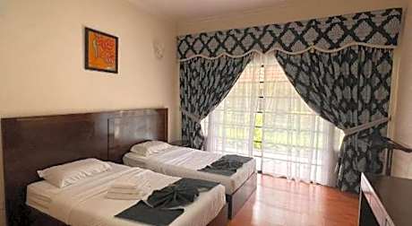 Hotel De Cassia