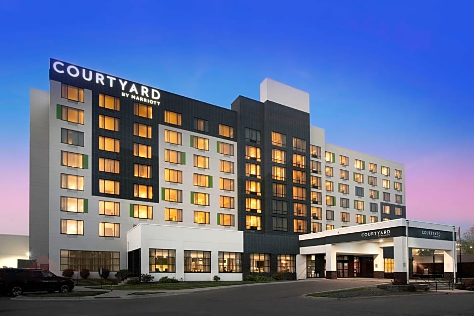 Courtyard by Marriott Edina Bloomington