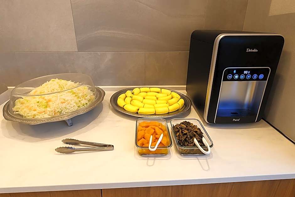 Plaza In Kanku Hotel