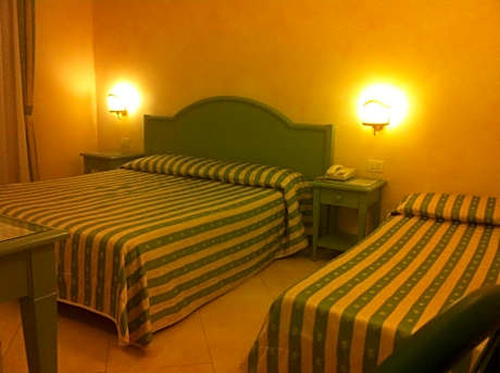 Comfort Quadruple Room