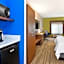 Holiday Inn Express and Suites Three Rivers By IHG