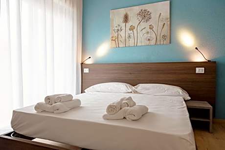 Double Room with Pool View