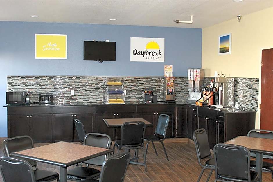 Days Inn by Wyndham Walcott Davenport