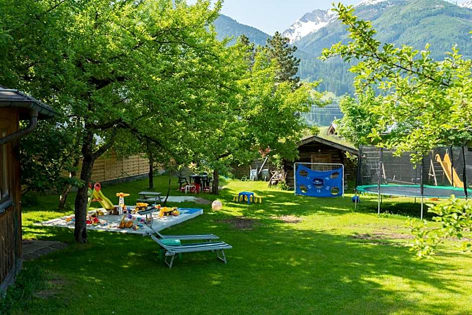 Hotel Gasthof Kröll, 4 Skigebiete in unmittelbarer Nähe, Restaurant mit regionaler Küche