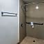Motel 6-Grand Prairie, TX - Near Six Flags Drive