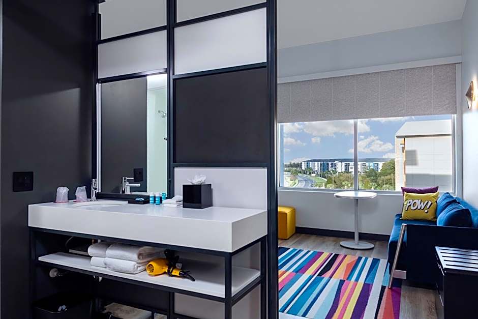 Aloft Orlando Lake Buena Vista