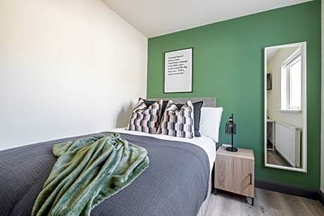 Double Room with Shared Bathroom