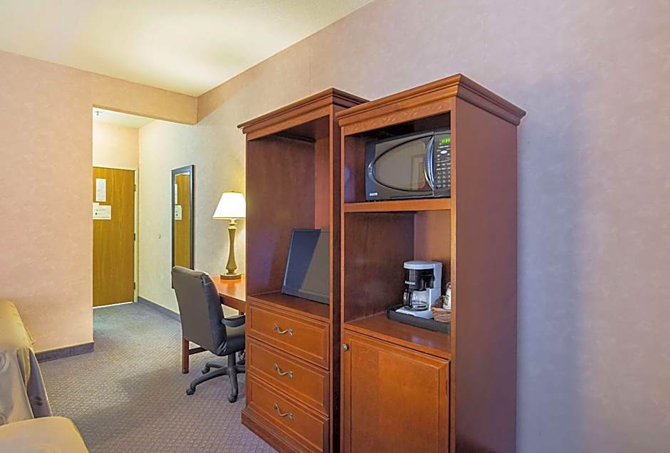 Quality Inn Fresno Yosemite Airport