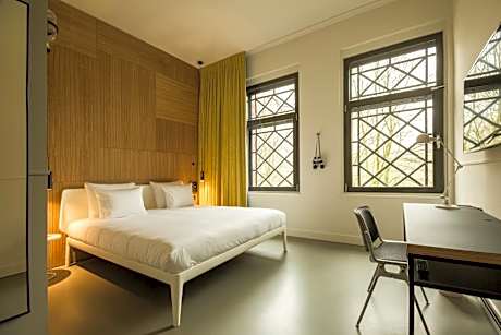 Conscious WOW Room