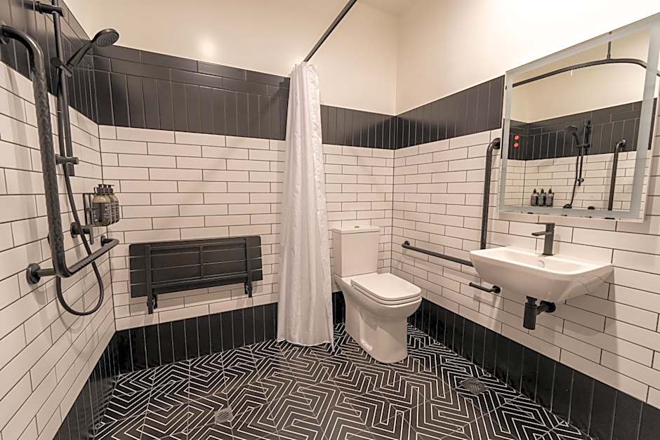 TRYP by Wyndham Wellington, Tory Street