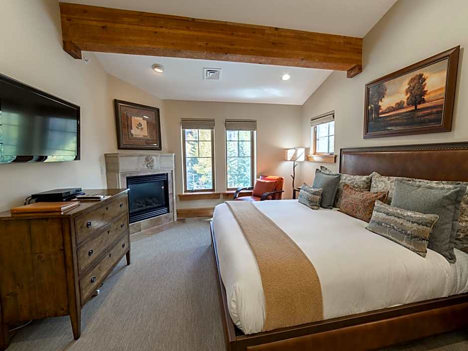 The Chateaux Deer Valley