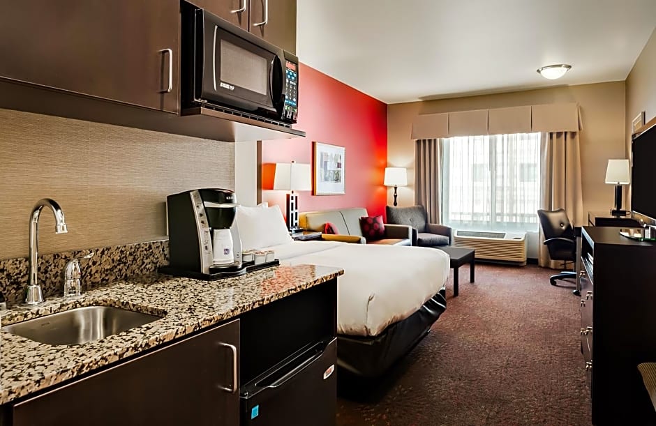 Holiday Inn Express and Suites Missoula By IHG