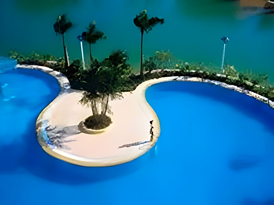 Wuyi Country Garden Phoenix Hotel