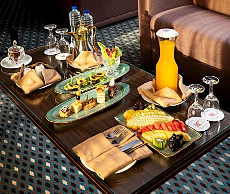 Presidential Suite with Haram view