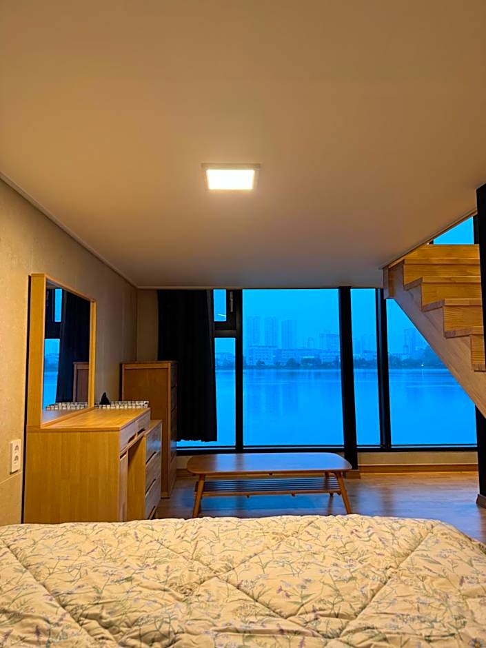 Lakestone&Hotel Sokcho