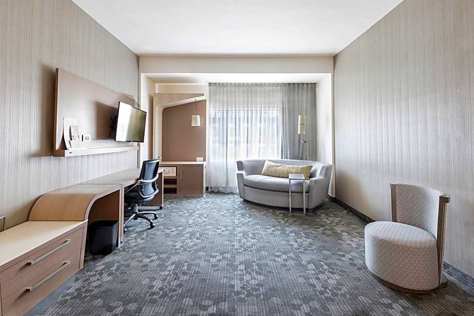 Courtyard by Marriott Chihuahua