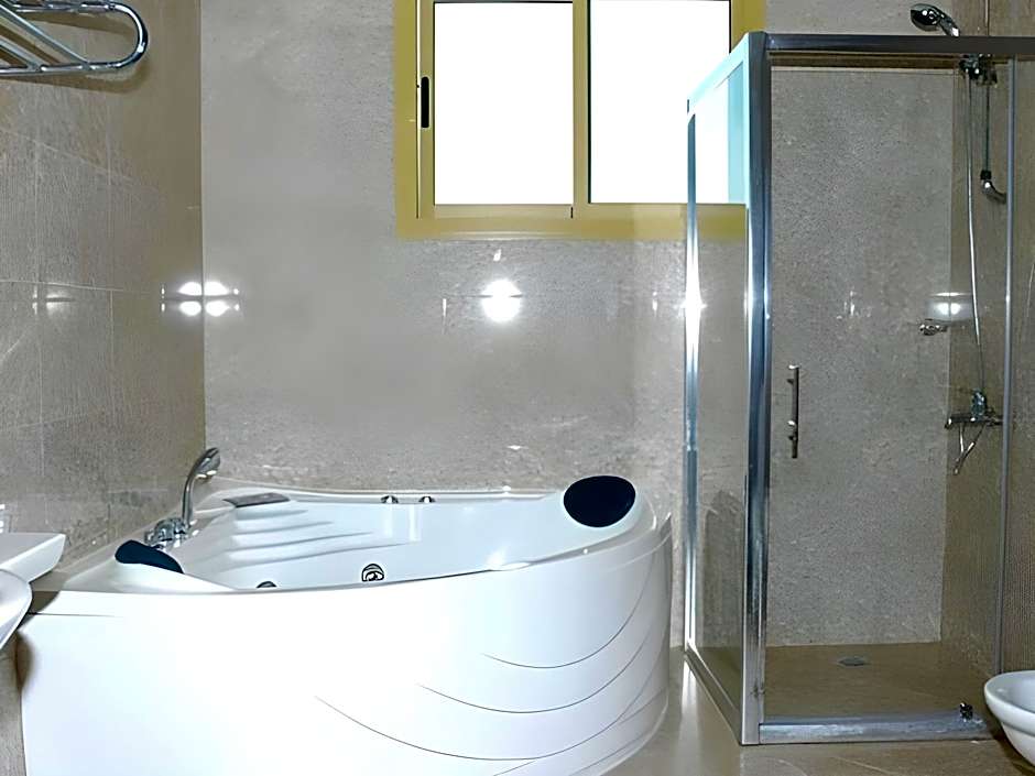 Marina Tower Hotel
