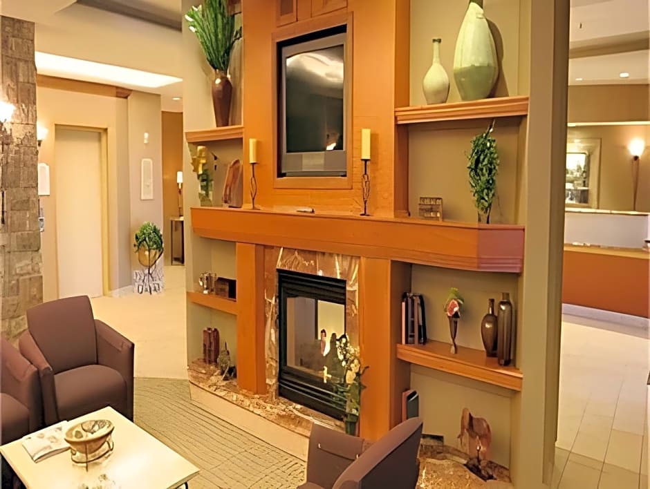 Holiday Inn Express Hotel &amp; Suites Saginaw By IHG