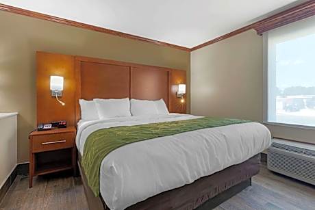 Executive King Suite with Sofa Bed - Non-smoking