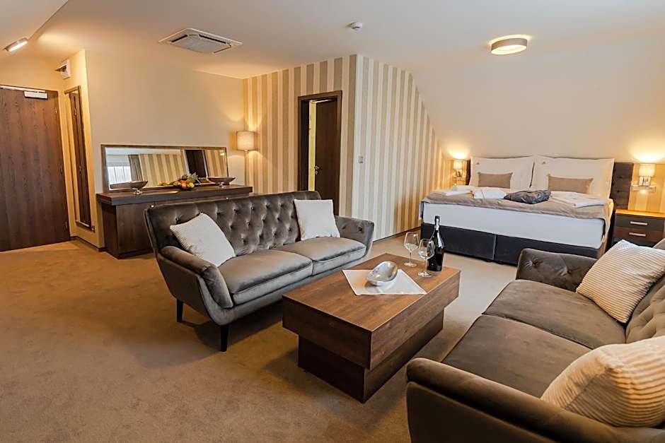 Photo 1 sur 11 de Presidential Suite