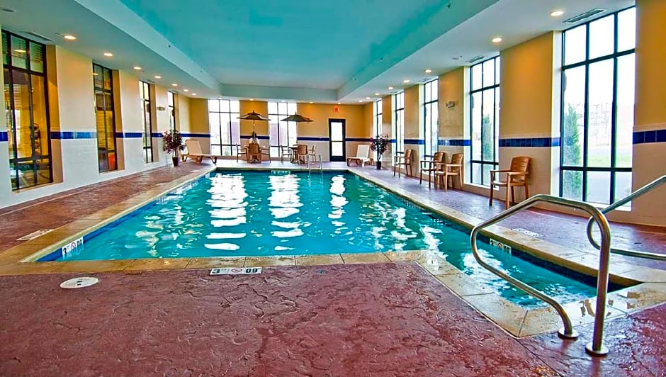 Hampton Inn & Suites Elk City