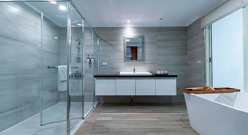 Fengjia JinRui Hotel