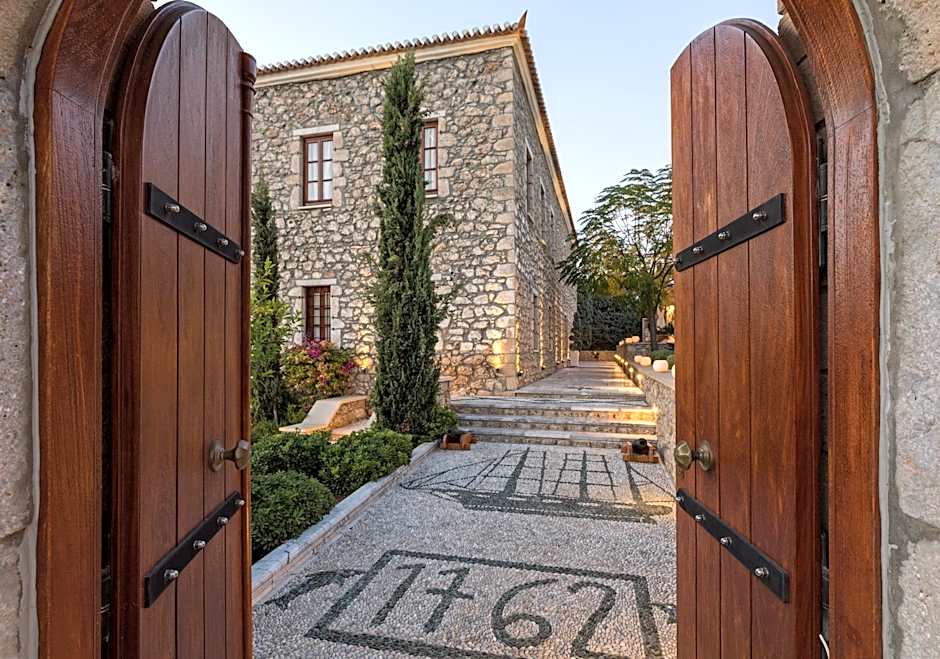 Mare Monte Luxury Suites