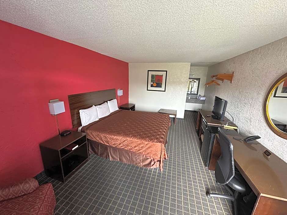 Bonifay Inn