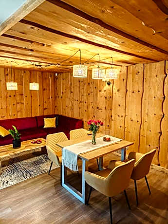 DOMEK NA GÓRACH z GORĄCĄ BALIĄ