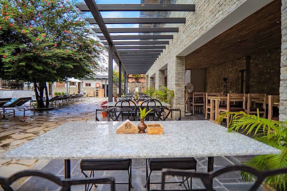 Hotel Barahi Pokhara