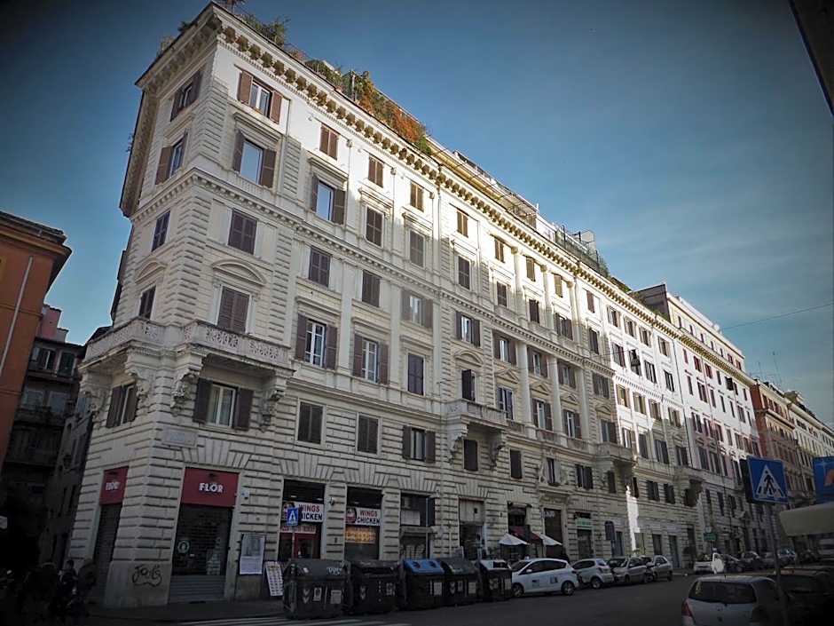 2 Passi Al Colosseo B&B