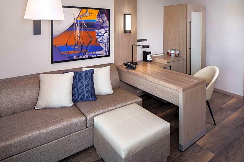 Hyatt Place Mount Pleasant Towne Centre