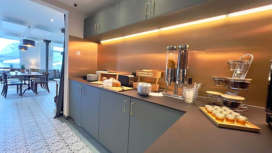 Boutique Hotel Niesenblick - direkt am Thunersee gelegen mit SELF CHECK IN & digitaler Rezeption